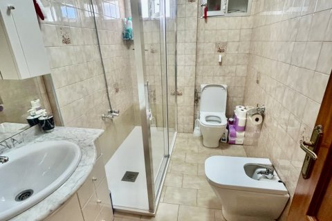 Продажа дома в Ла-Баньеса, Леон, Испания 4 спальни, 204м2 №195072 - фото 23