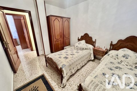Продажа дома в Ла-Баньеса, Леон, Испания 4 спальни, 204м2 №195072 - фото 19