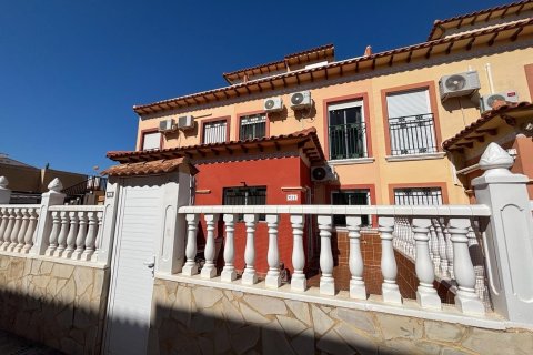 Duplex in vendita a Torrevieja, Alicante, Spagna 4 camere da letto, 66 mq. N° 168051 - foto 17