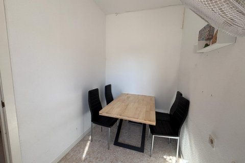 Duplex in vendita a Torrevieja, Alicante, Spagna 4 camere da letto, 66 mq. N° 168051 - foto 12
