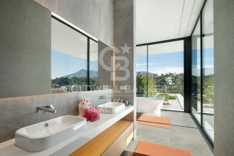 Villa for sale in Benahavis, Malaga, Spain 8 bedrooms, 1445 sq.m. No. 158871 - photo 17