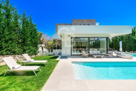 Willa w Marbella, Malaga, Hiszpania 4 sypialnie, 770 mkw. nr 158877 – zdjęcie 13