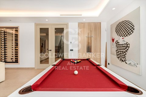 Willa w Marbella, Malaga, Hiszpania 4 sypialnie, 770 mkw. nr 158877 – zdjęcie 9