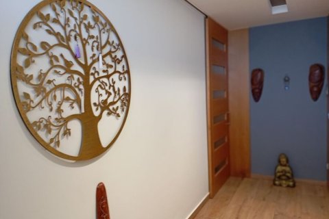 Villa for sale in Daya Nueva, Alicante, Spain 3 bedrooms, 200 sq.m. No. 189599 - photo 10