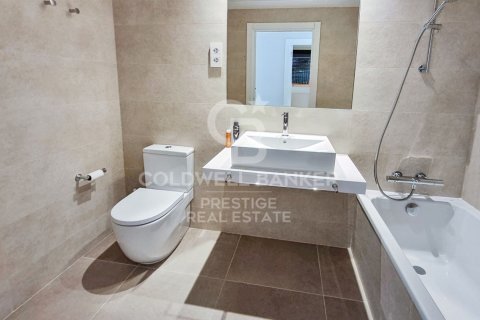 Huoneisto myytävänä Sant Andreu de Llavaneres, Barcelona, Espanja, 4 makuuhuonetta, 102 m2 No. 160113 - kuva 22