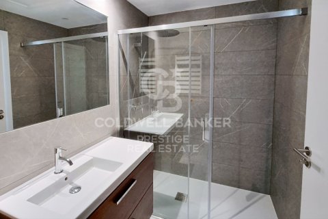 Huoneisto myytävänä Sant Andreu de Llavaneres, Barcelona, Espanja, 4 makuuhuonetta, 102 m2 No. 160113 - kuva 19