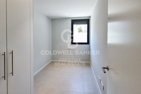Huoneisto myytävänä Sant Andreu de Llavaneres, Barcelona, Espanja, 4 makuuhuonetta, 102 m2 No. 160113 - kuva 25