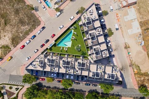 Продажа квартиры в Ла Марина, Аликанте, Испания 3 спальни, 92м2 №119608 - фото 12