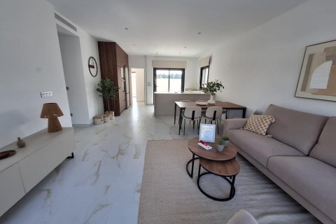 Villa pārdošanā Pinar De Campoverde, Alicante, Spānijā 3 istabas, Nr. 143566 - attēls 7