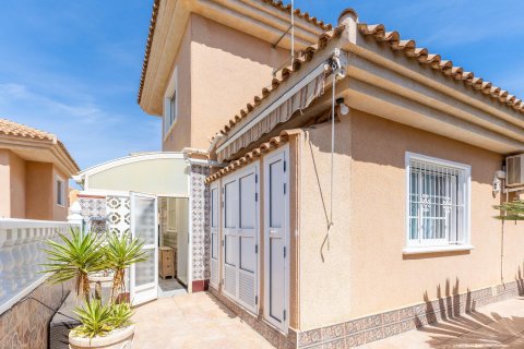 Villa in vendita a Torrevieja, Alicante, Spagna 3 camere da letto, 98 mq. N° 147456 - foto 10
