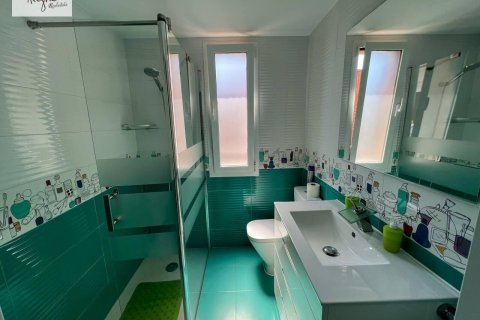 Apartment for rent in Valencia, Spain 2 bedrooms, 95 sq.m. No. 147455 - photo 8