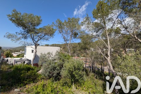 Terreno a Sant Pere de Ribes, Barcelona, Spagna 489 mq. N° 185002