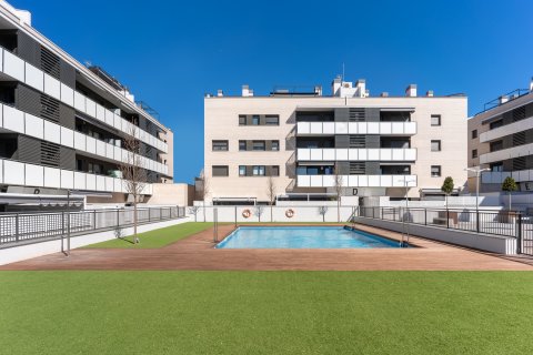 Apartamento en venta en Granollers, Barcelona, España 4 dormitorios, No. 141275 - foto 1