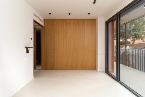 Apartment à vendre à Barcelona, Espagne, 4 chambres, No. 141273 - photo 19