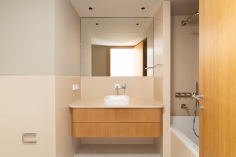 Apartment à vendre à Barcelona, Espagne, 4 chambres, No. 141273 - photo 23