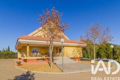 Сasa en venta en Yecla, Murcia, España 7 dormitorios, 450 m2 No. 173059 - foto 2