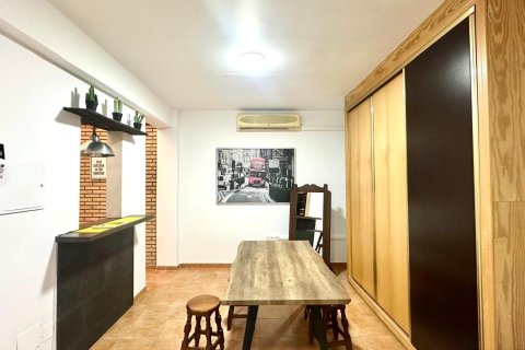 Apartament w Torrevieja, Alicante, Hiszpania 4 sypialnie, 157 mkw. nr 155694 – zdjęcie 13