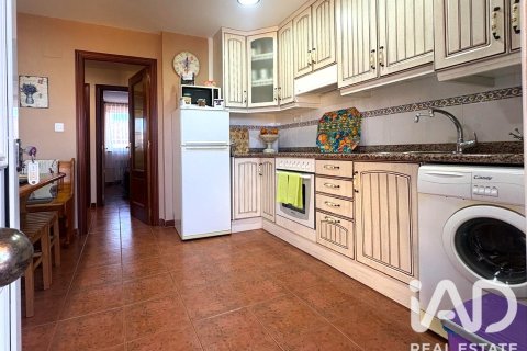 Продажа квартиры в Вальдефресно, Леон, Испания 3 спальни, 61м2 №195010 - фото 2