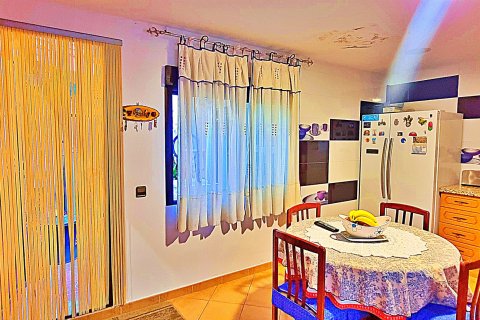 Продажа таухауса в Аликанте, Испания 3 спальни, №195007 - фото 16