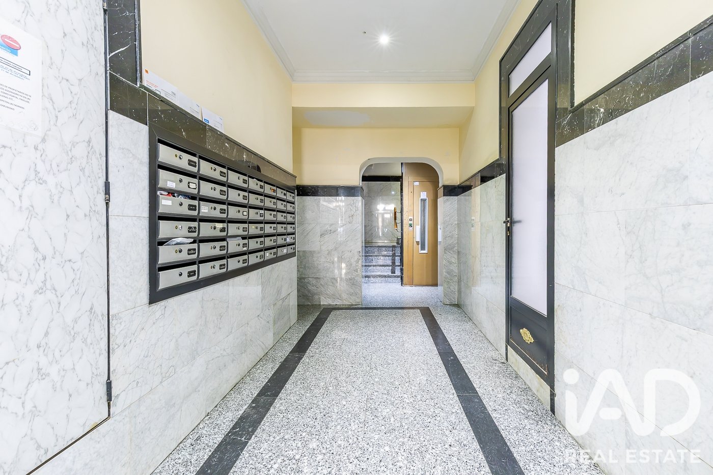 Apartment à Madrid, Espagne 2 chambres, 71 m2 No. 195009