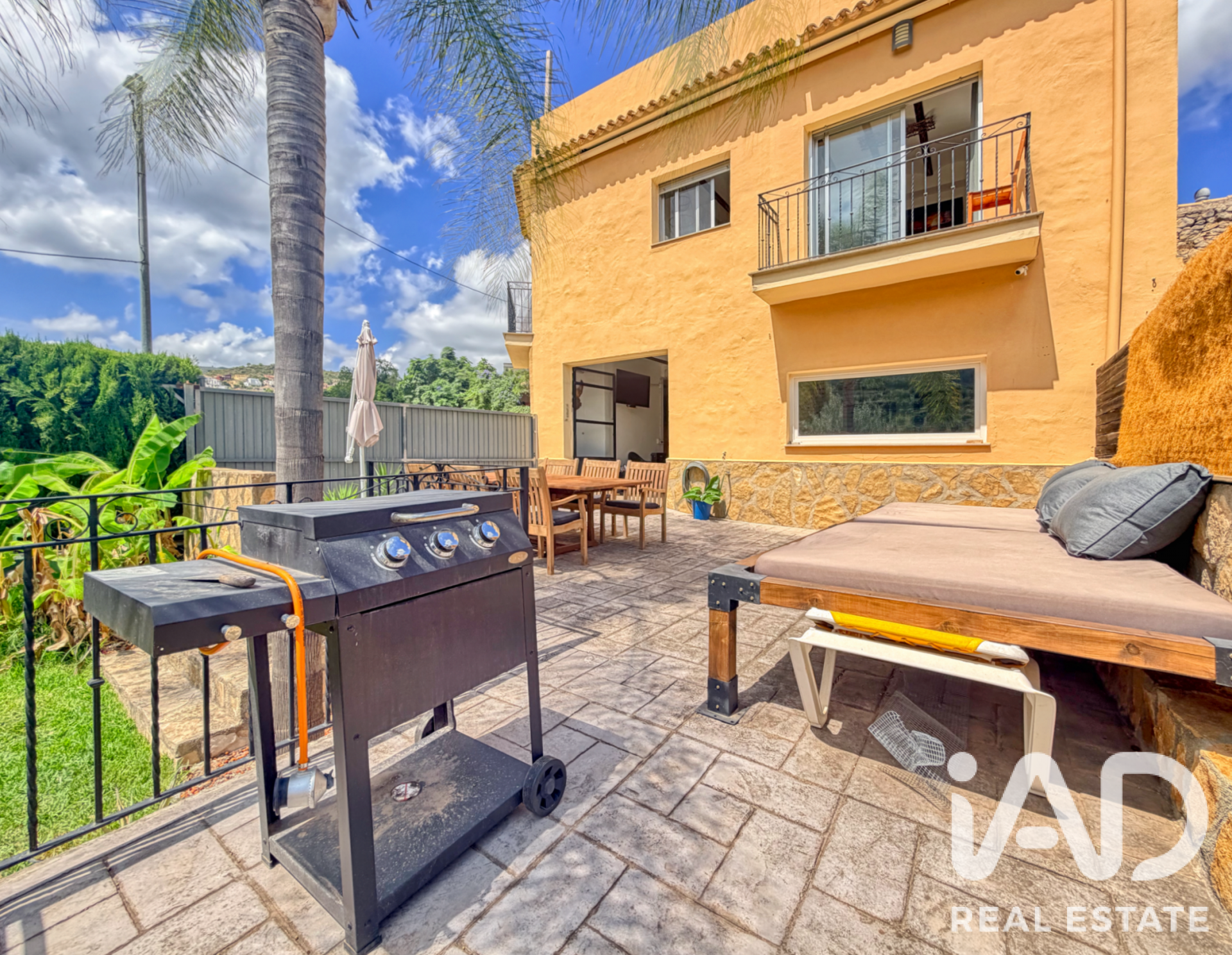 Dom w Valencia, Hiszpania 3 sypialnie, 222 mkw. nr 195012