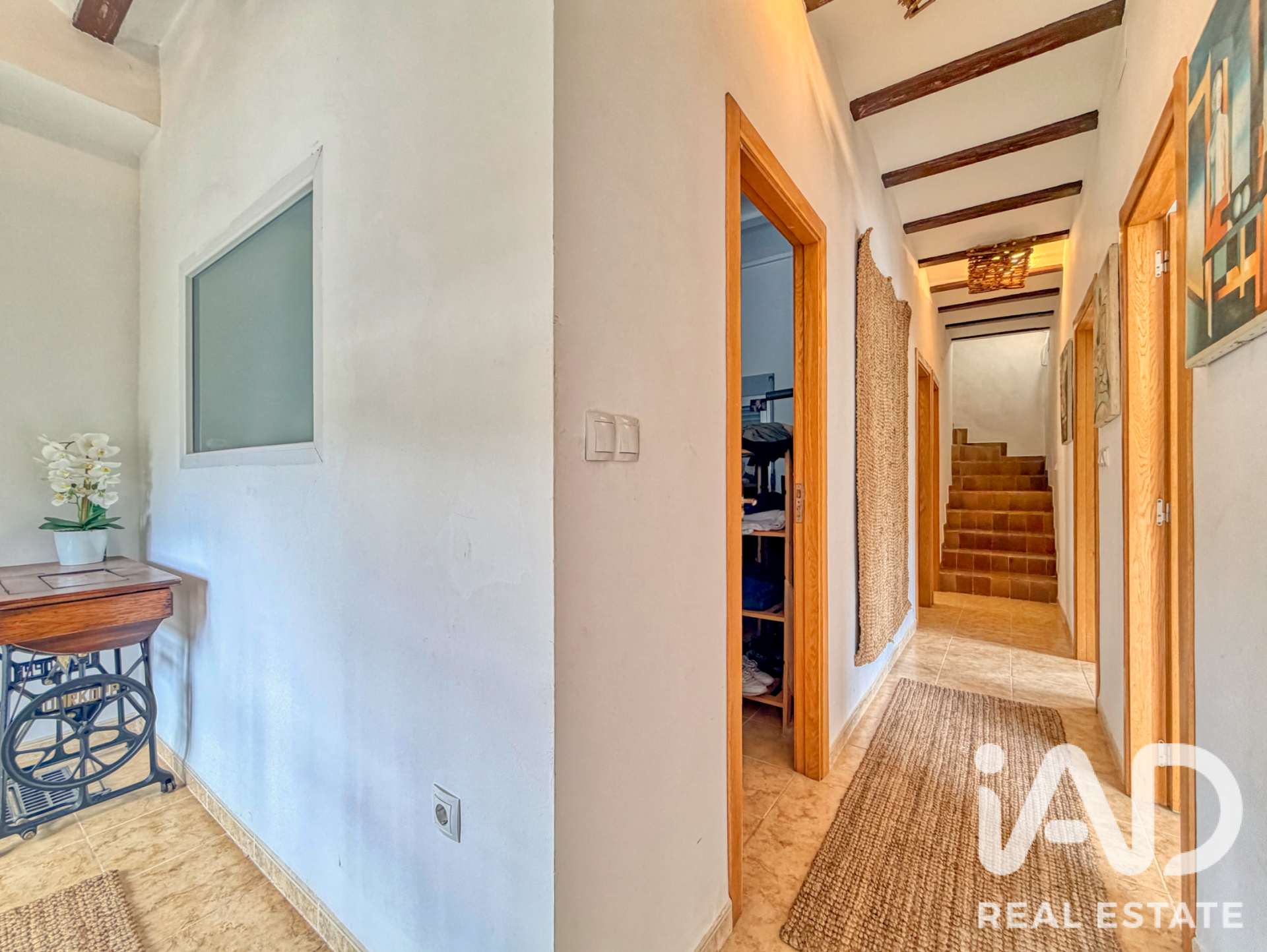 Dom w Valencia, Hiszpania 3 sypialnie, 222 mkw. nr 195012