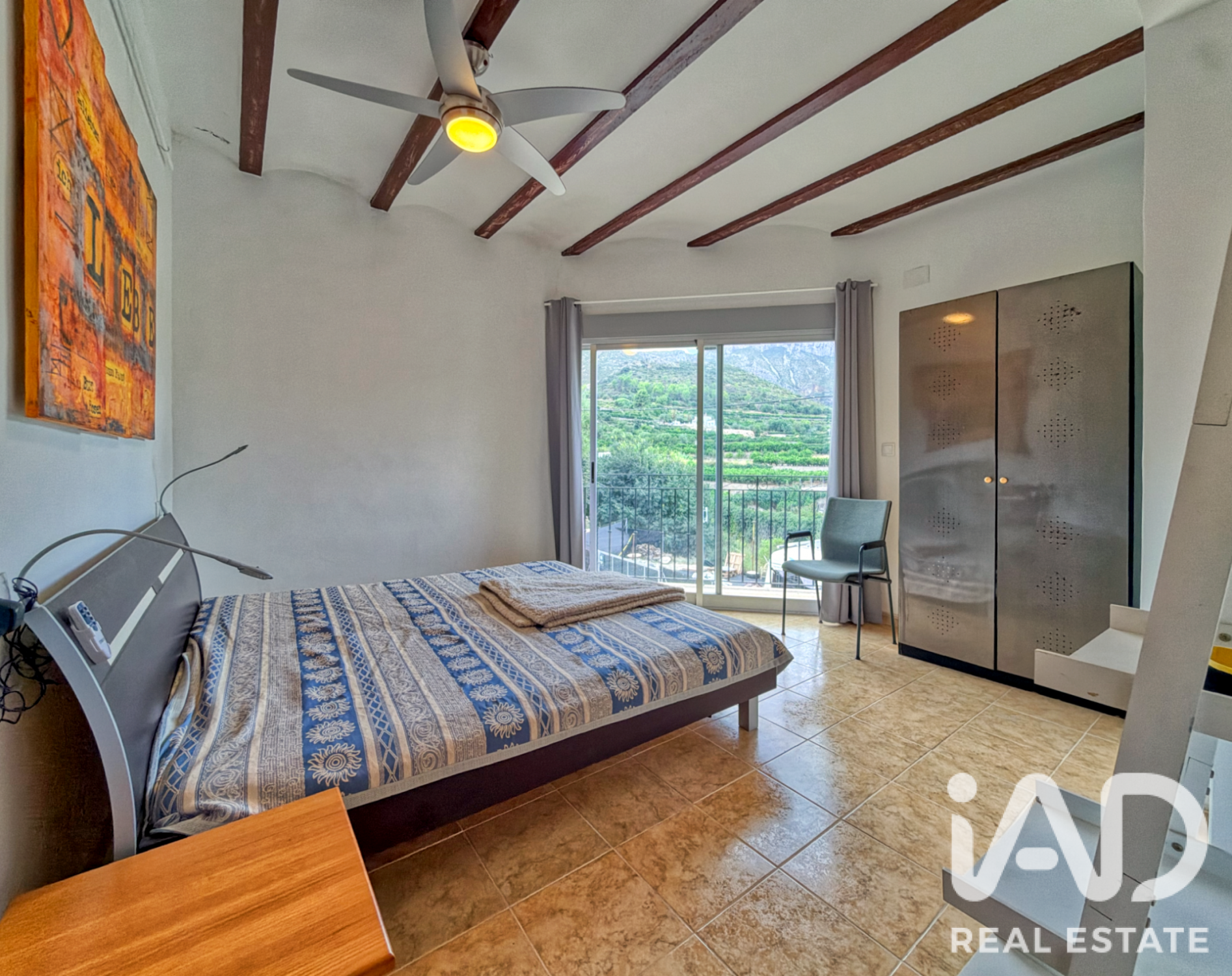 Dom w Valencia, Hiszpania 3 sypialnie, 222 mkw. nr 195012