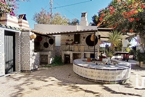 Dom w Crevillent, Alicante, Hiszpania 4 sypialnie, 301 mkw. nr 153185 – zdjęcie 23