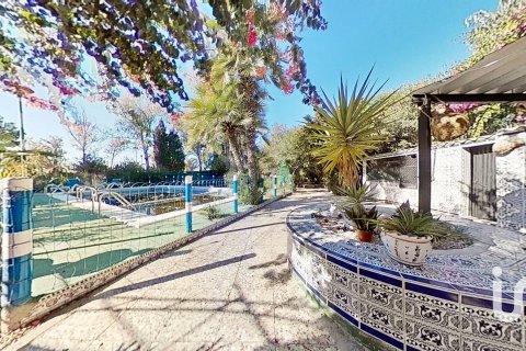 Hus i Crevillent, Alicante, Spanien 4 sovrum, 301 kvm. Nr. 153185