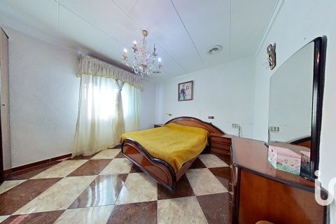 Dom w Crevillent, Alicante, Hiszpania 4 sypialnie, 301 mkw. nr 153185 – zdjęcie 13