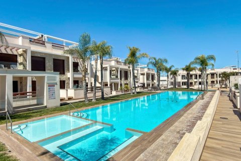 Huoneisto myytävänä Torrevieja, Alicante, Espanja, 2 makuuhuonetta, 71 m2 No. 189106 - kuva 20