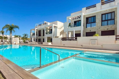 Huoneisto myytävänä Torrevieja, Alicante, Espanja, 2 makuuhuonetta, 71 m2 No. 189106 - kuva 29