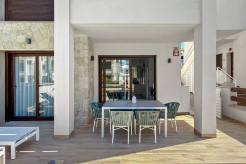 Huoneisto myytävänä Torrevieja, Alicante, Espanja, 2 makuuhuonetta, 71 m2 No. 189106 - kuva 21