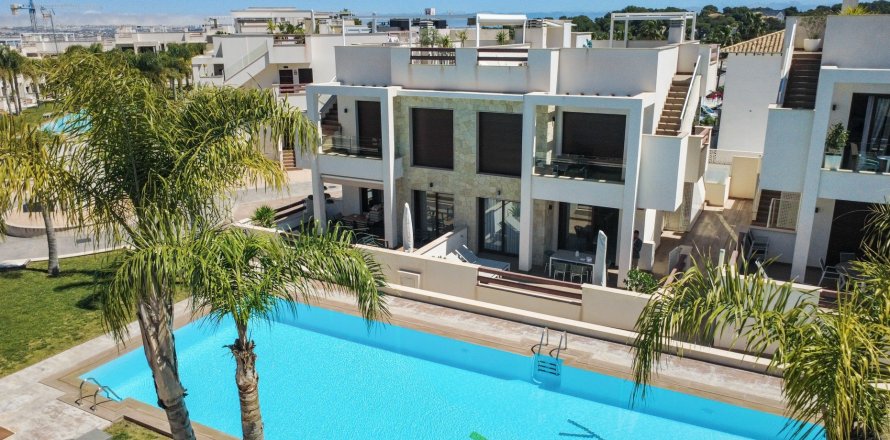 Huoneisto Torrevieja, Alicante, Espanja 2 makuuhuonetta, 71 m2 No. 189106