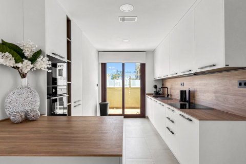 Huoneisto myytävänä Torrevieja, Alicante, Espanja, 2 makuuhuonetta, 71 m2 No. 189106 - kuva 6