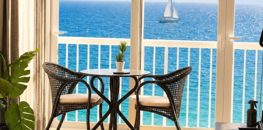 Apartment à Benidorm, Alicante, Espagne 2 chambres, 68 m2 No. 180727