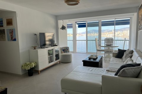 Apartamento en venta en Benidorm, Alicante, España 2 dormitorios, 74 m2 No. 180728 - foto 2