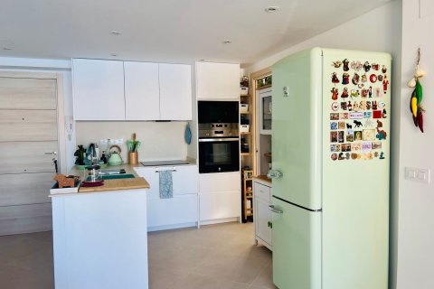 Apartamento en venta en Benidorm, Alicante, España 2 dormitorios, 74 m2 No. 180728 - foto 10