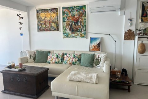 Apartamento en venta en Benidorm, Alicante, España 2 dormitorios, 74 m2 No. 180728 - foto 4
