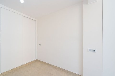 Apartment for sale in Benidorm, Alicante, Spain 2 bedrooms, 70 sq.m. No. 180730 - photo 17