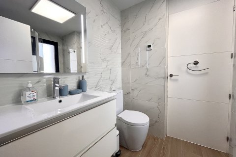 Appartamento in vendita Alicante, Spagna 2 camere da letto, 130 mq. N° 138243 - foto 17