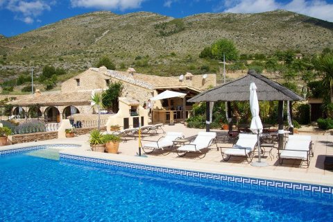 Finca till salu Benissa, Alicante, Spanien 8 sovrum, 607 kvm. Nr. 138244 - foto 15