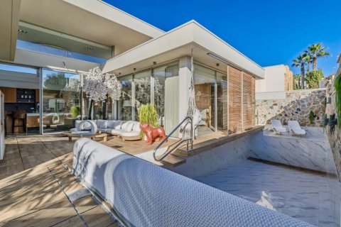 Villa for sale in Benijofar, Alicante, Spain 4 bedrooms, 528 sq.m. No. 194601 - photo 19