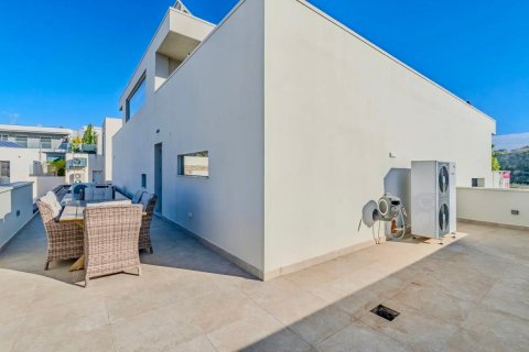 Villa for sale in Benijofar, Alicante, Spain 4 bedrooms, 528 sq.m. No. 194601 - photo 20