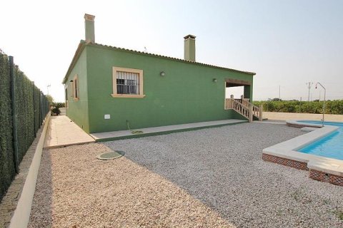 Finka w Daya Nueva, Alicante, Hiszpania 2 sypialnie, 247 mkw. nr 194599 – zdjęcie 16