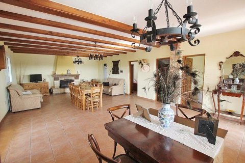 Finka w Daya Nueva, Alicante, Hiszpania 2 sypialnie, 247 mkw. nr 194599 – zdjęcie 3
