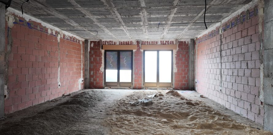 Liikekiinteistö Alicante, Espanja 4 makuuhuonetta, 430 m2 No. 137941