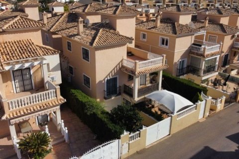 Villa zum Verkauf Alicante, Spanien 3 Schlafzimmer, 195 m2 Nr. 115027 - Foto 2