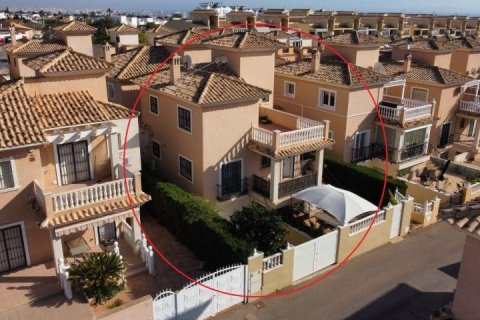 Villa zum Verkauf Alicante, Spanien 3 Schlafzimmer, 195 m2 Nr. 115027 - Foto 1