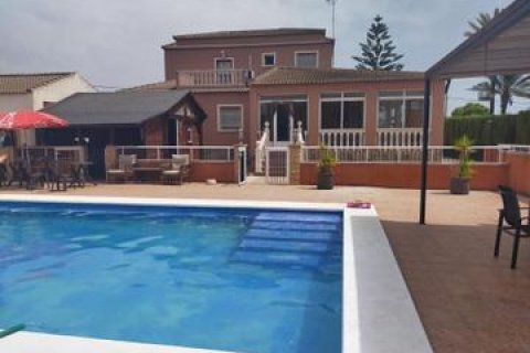 Villa for sale Elche, Alicante, Spain 5 bedrooms, 250 sq.m. No. 115028 - photo 25